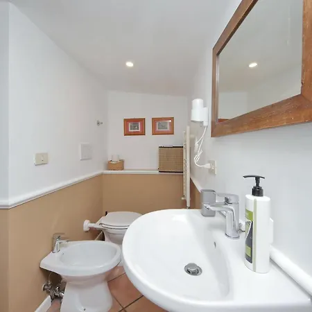 Pantheon 2 Bedrooms Διαμέρισμα *